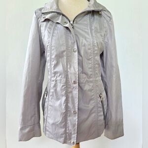 Guess Est.1981 Silver Lightweight Jacket Size-Small